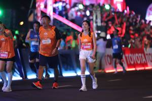 BIB: 25465, 24232, 24988
                            <button type="button" onclick="openModal(20727677)" class="btn btn-primary btn-sm float-right btn-popup" data-toggle="modal" data-target=".modal-high-quality">
                        <i class="fas fa-shopping-cart"></i> Add to Cart
                    </button>
                                            <button type="button" onclick="isThisMe(20727677, true)" class="btn btn-success btn-sm float-right btn-popup btn-isme hidden" data-toggle="tooltip" data-placement="bottom" title="นี่คือรูปของคุณใช่ไหม คลิกที่นี่เพื่อเอาเข้าอัลบั้ม">
                        <i class="fas fa-plus"></i> Add to album
                    </button>
                    <button type="button" onclick="isThisMe(20727677, false)" class="btn btn-warning btn-sm float-right btn-popup btn-isnotme hidden">
                        <i class="fas fa-ban"></i> Remove from album
                    </button>